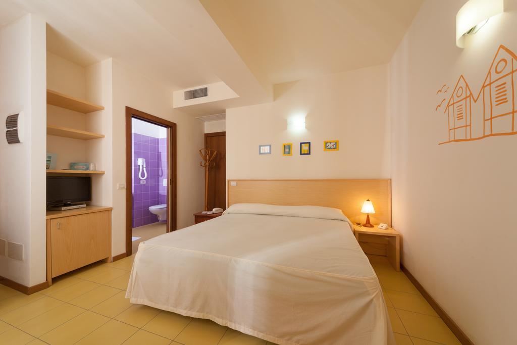 Hotel Resort Marinella Gabicce Mare Extérieur photo